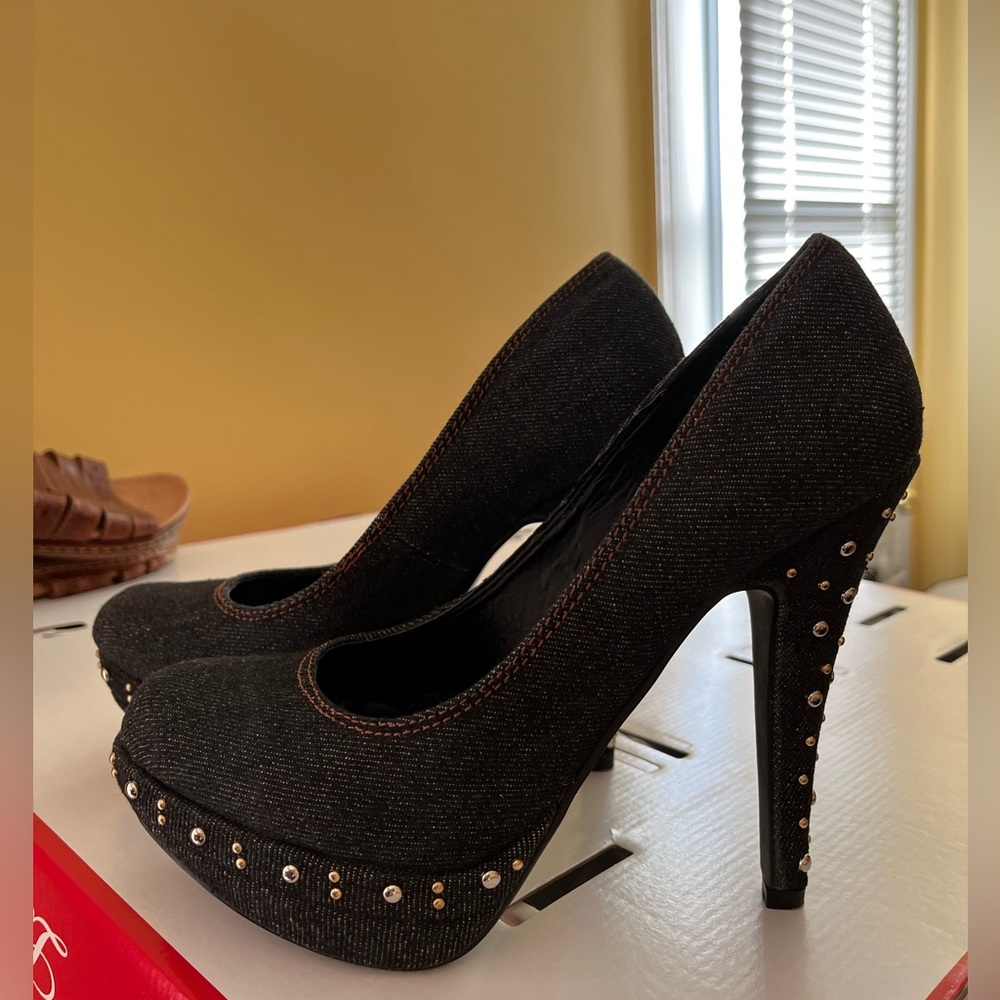 High heels Jean material size 8